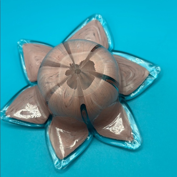 Lavorazione arte Murano Glass Floral Bowl in Pink - Picture 4 of 5